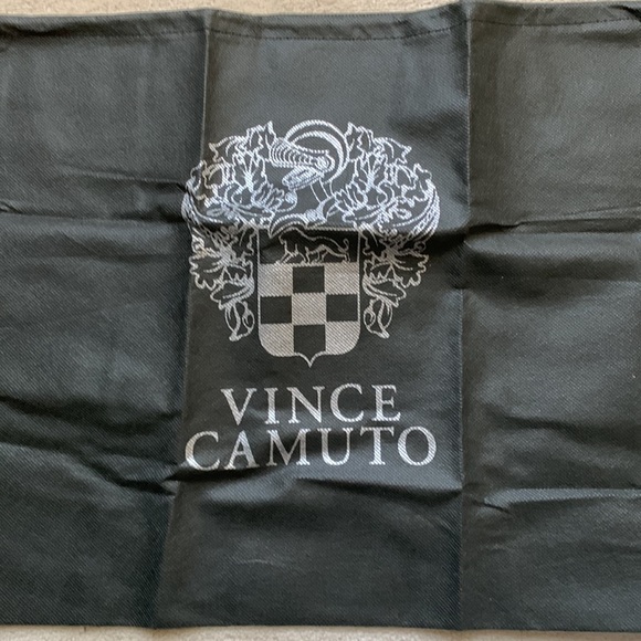 NWT VINCE CAMUTO BLACK LEATHER BAG - Picture 7 of 7